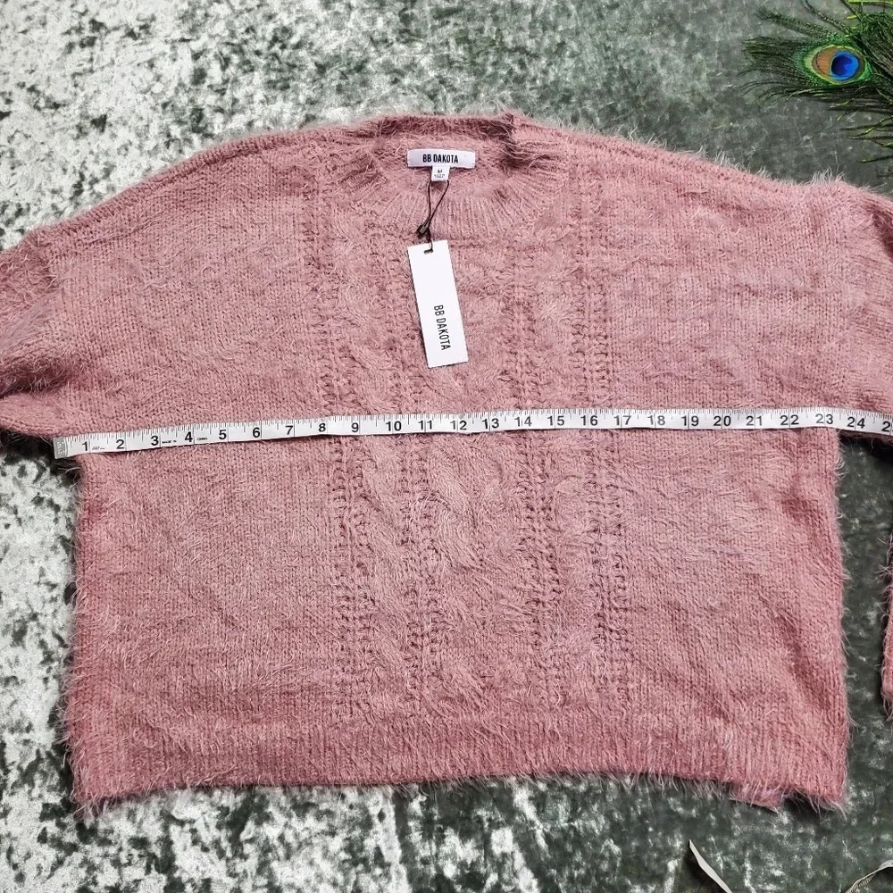 BB‎ Dakota Eyelash Knit Pullover Sweater